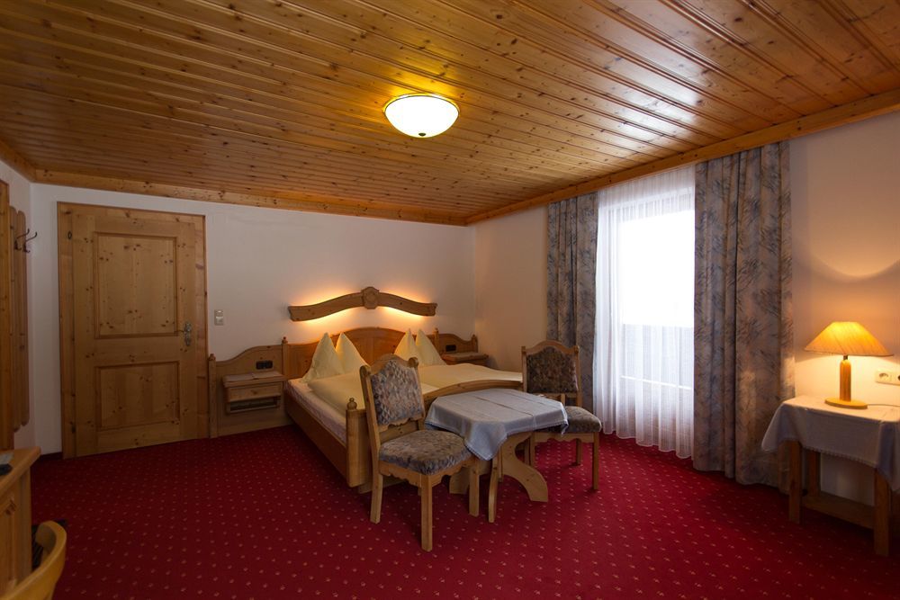 Hotel Gasthof Siggen Нойкирхен-ам-Гросфенедигер Экстерьер фото